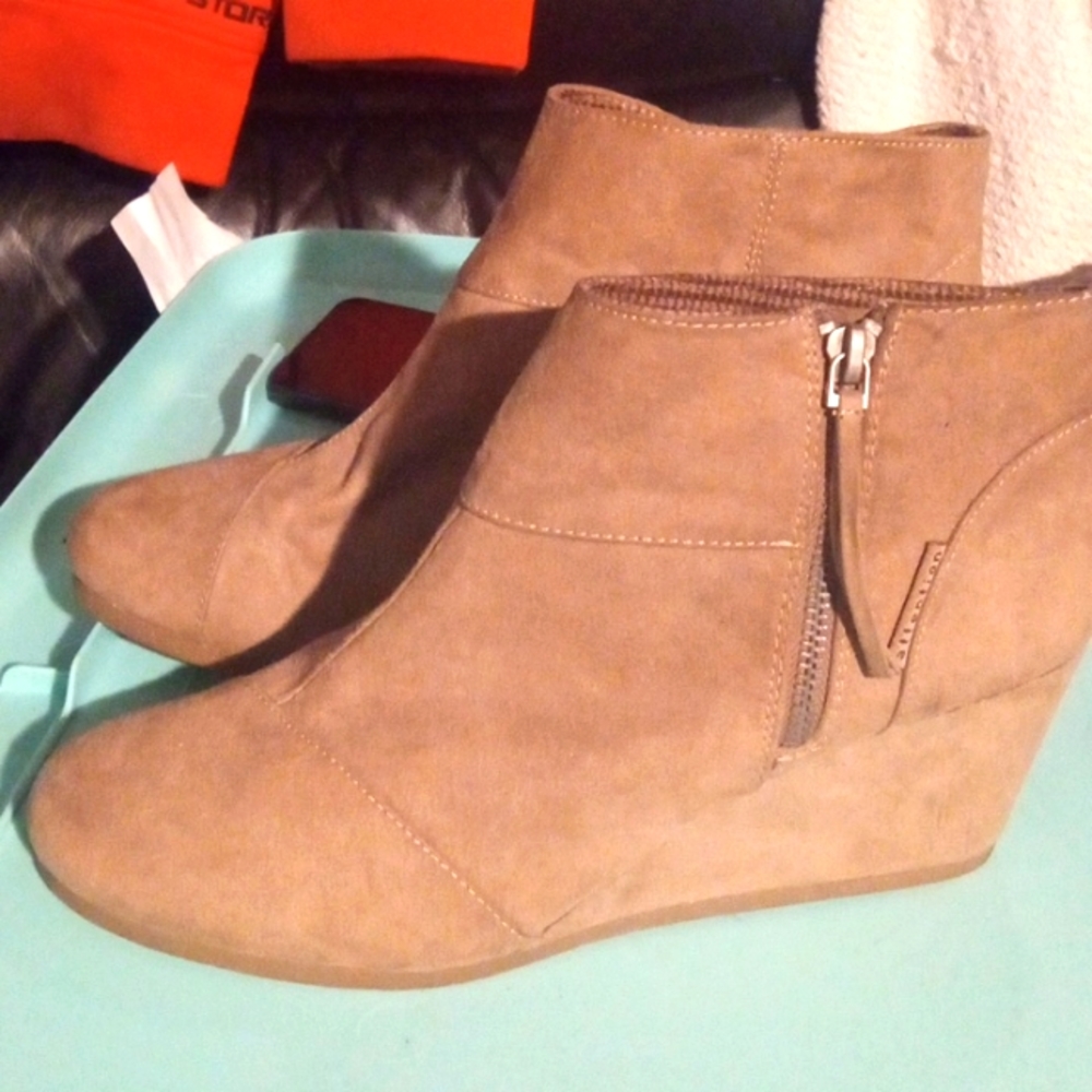 Tan wedge booties